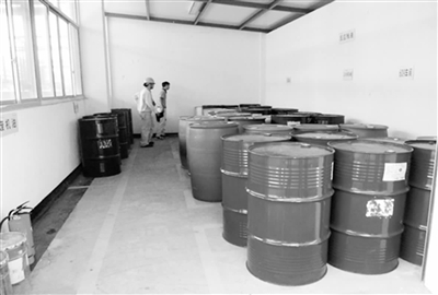 危废台账样本图,请引用古诗词,来表达下列节庆