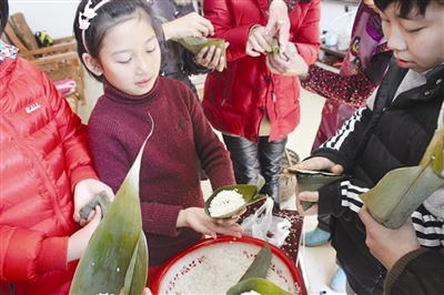 新昌县玻璃栈道_财政金融学院_新昌县财政收入(2)